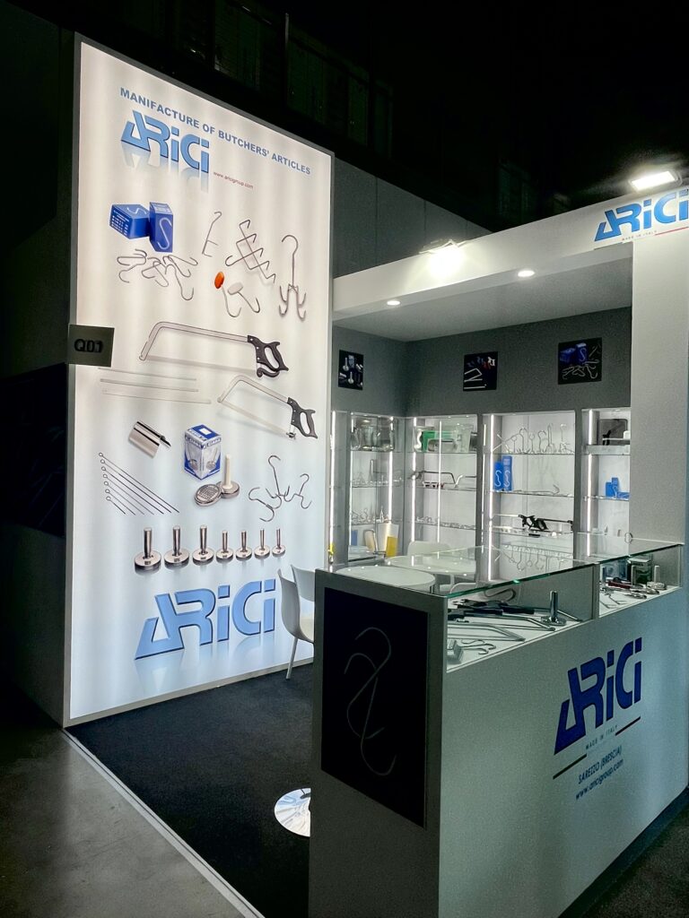 Arici a HostMilano 2025 fiera dell'ospitalità